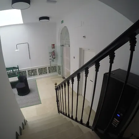 ゲストハウス Hom Museo セビリア