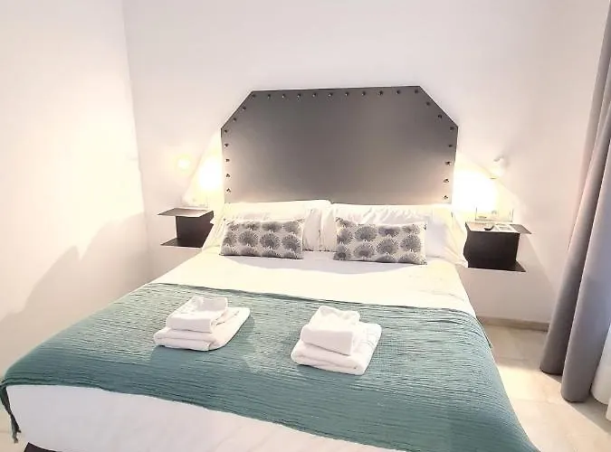 Konukevi Hom Museo Sevilla